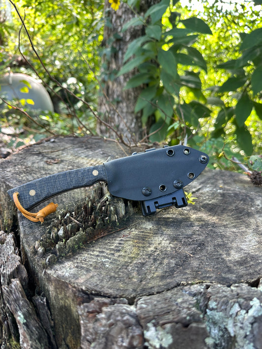 Nomad Woodsmen Knife